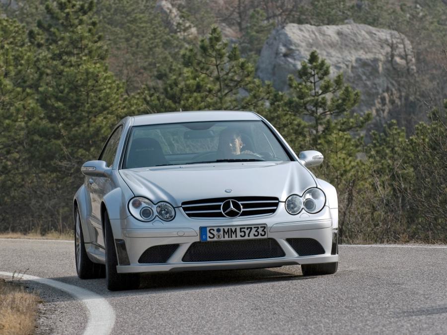  Mercedes-Benz CLK63 AMG Black Series 2008 года  (фото 5 из 37)